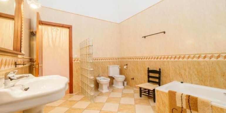 CHALET EN ALHAURÍN EL GRANDE