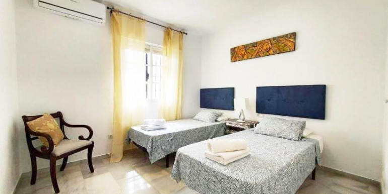 ADOSADA FAMILIAR TORREMOLINOS ADOSADA FAMILIAR TORREMOLINOS