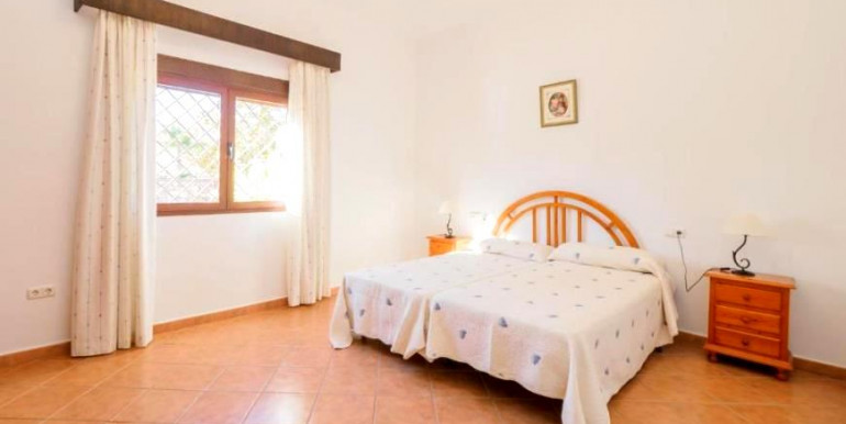 CHALET EN ALHAURÍN EL GRANDE