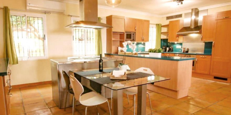 MANSIÓN EN ALHAURÍN DE LA TORRE MANSIÓN EN ALHAURÍN DE LA TORRE