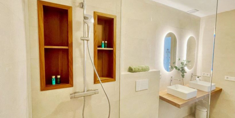 ESPACIOSA VILLA LLORET DE MAR ESPACIOSA VILLA LLORET DE MAR