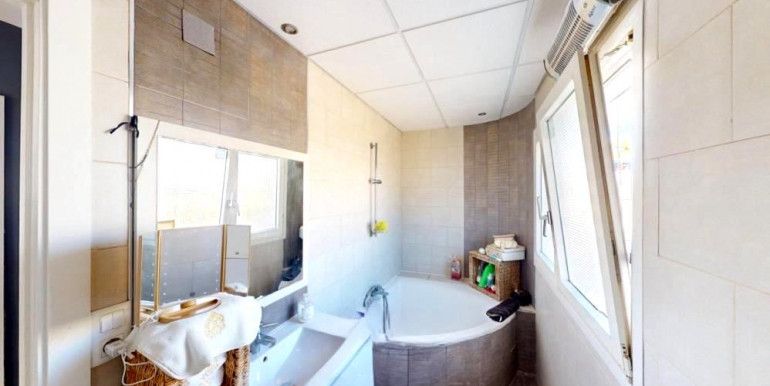 CHALET CON VISTAS AL MAR CHALET CON VISTAS AL MAR