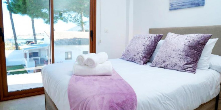 LARGE VILLA ALHAURÍN DE LA TORRE LARGE VILLA ALHAURÍN DE LA TORRE