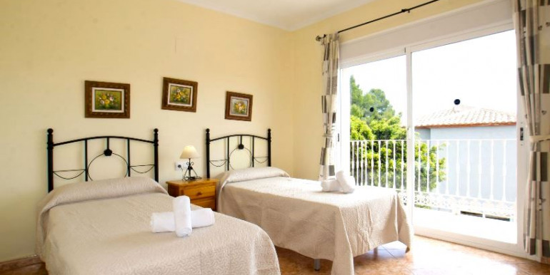 VILLA DE 9 DORMITORIOS EN CALPE VILLA DE 9 DORMITORIOS EN CALPE