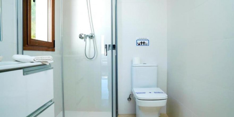 LARGE VILLA ALHAURÍN DE LA TORRE LARGE VILLA ALHAURÍN DE LA TORRE