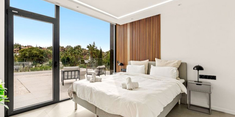 MODERNA VILLA EN EL PARAISO MODERNA VILLA EN EL PARAISO