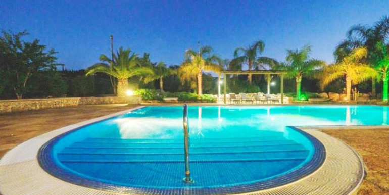 CHALET EN ALHAURÍN EL GRANDE