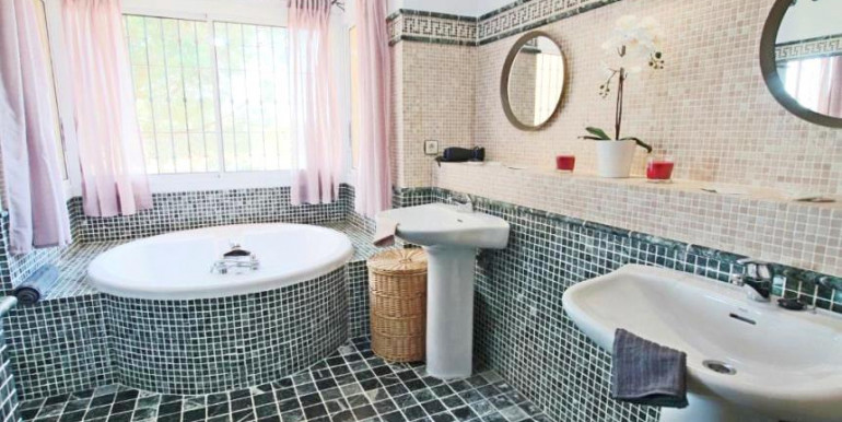 MANSIÓN EN ALHAURÍN DE LA TORRE MANSIÓN EN ALHAURÍN DE LA TORRE