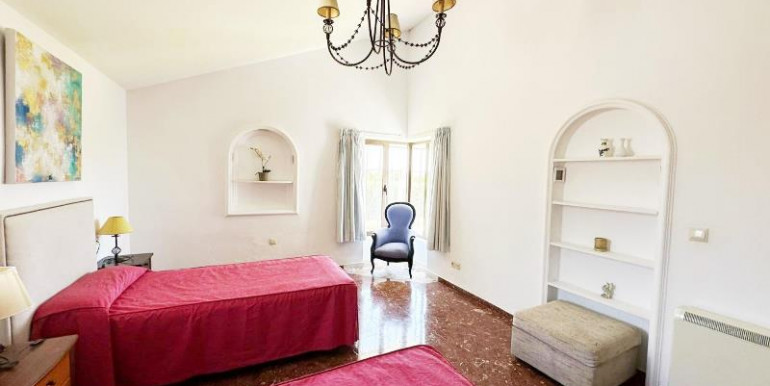 AMPLIA VILLA EN NERJA AMPLIA VILLA EN NERJA