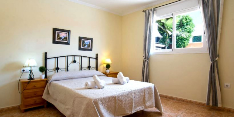 VILLA DE 9 DORMITORIOS EN CALPE VILLA DE 9 DORMITORIOS EN CALPE