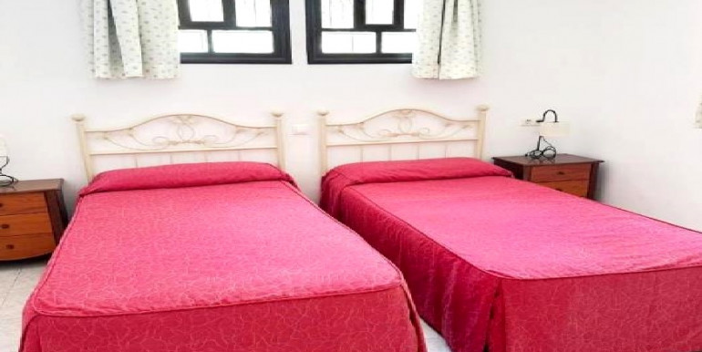 AMPLIA VILLA EN NERJA AMPLIA VILLA EN NERJA