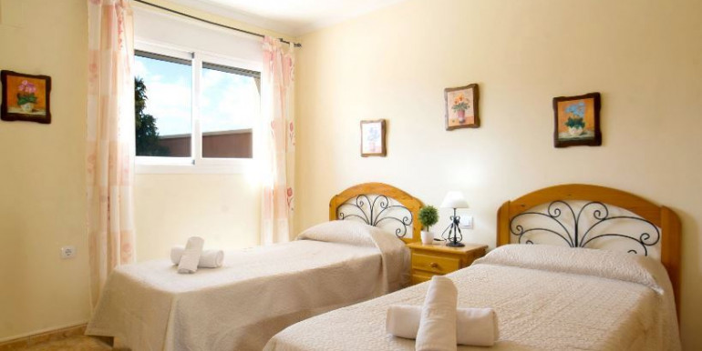 VILLA DE 9 DORMITORIOS EN CALPE VILLA DE 9 DORMITORIOS EN CALPE