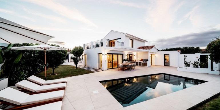 SUBLIME VILLA EN MARBELLA SUBLIME VILLA EN MARBELLA