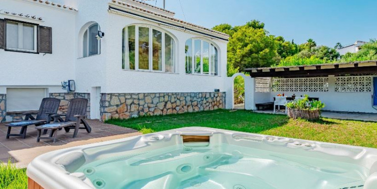 EN JÁVEA CON JACUZZI PRIVADO