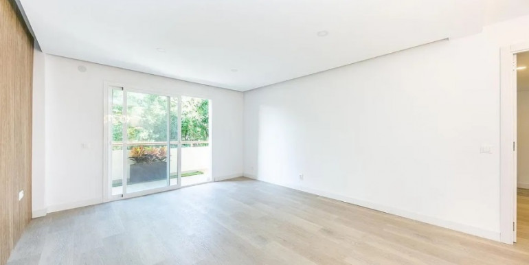 REFORMADO PISO 650m DEL MAR