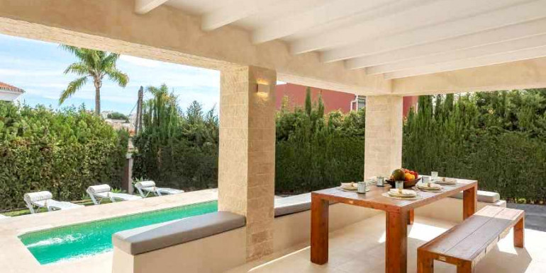 VILLA A 850m DE PUERTO BANÚS VILLA A 850m DE PUERTO BANÚS