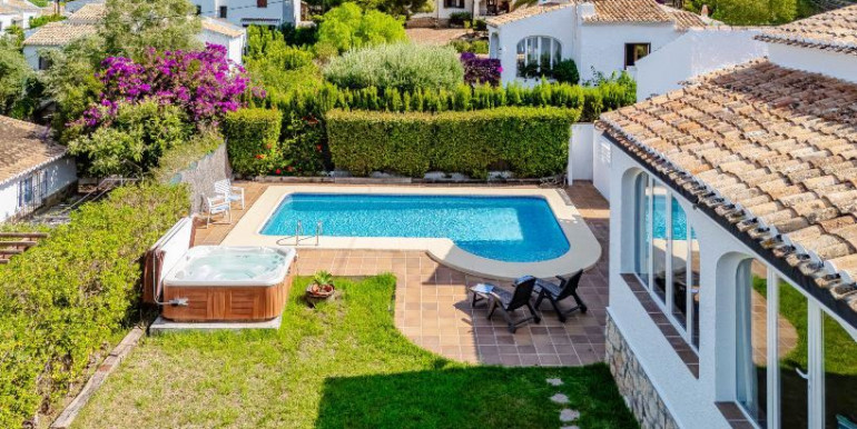 EN JÁVEA CON JACUZZI PRIVADO