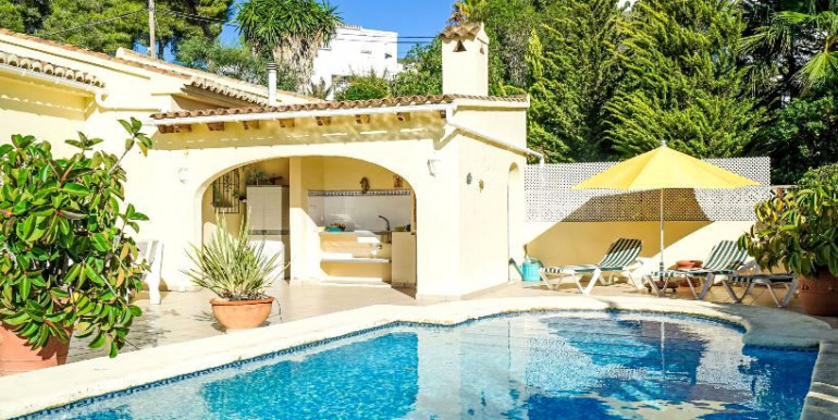 VILLA VACACIONAL EN MORAIRA