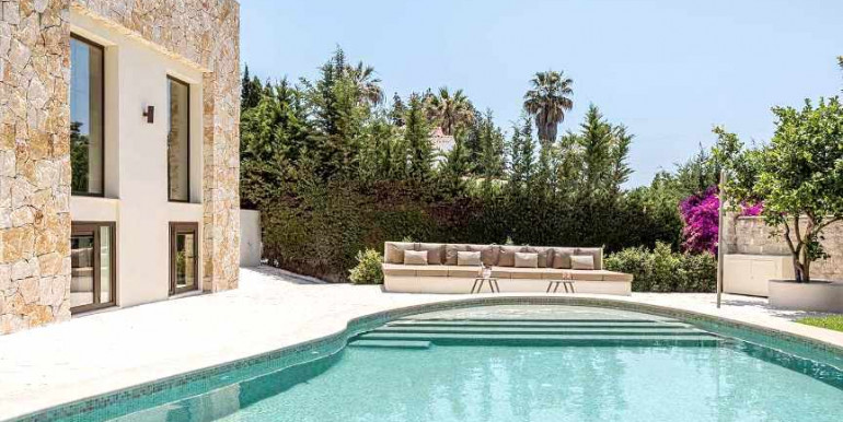 EXTENSA VILLA EN MARBELLA EXTENSA VILLA EN MARBELLA