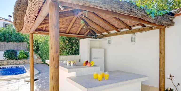 SE ALQUILA VILLA EN JÁVEA