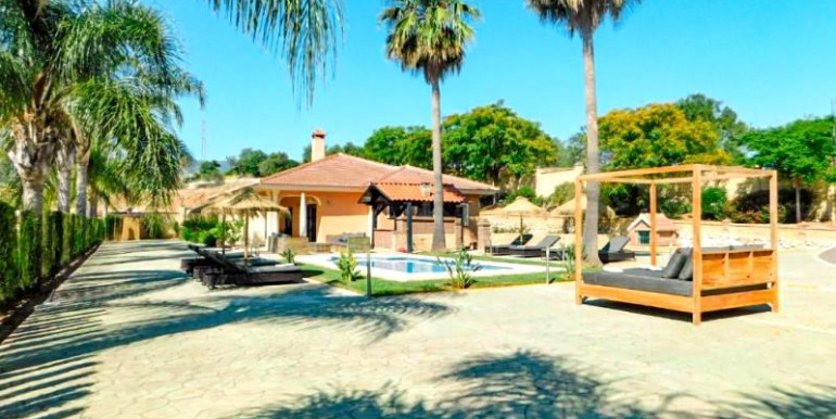 VILLA IN ALHAURÍN DE LA TORRE VILLA IN ALHAURÍN DE LA TORRE