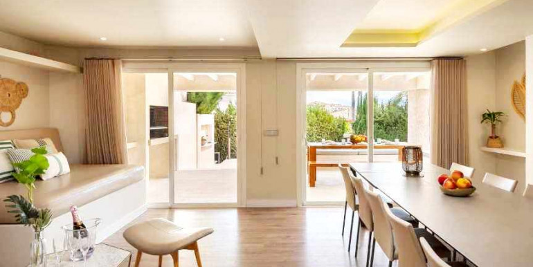 VILLA A 850m DE PUERTO BANÚS VILLA A 850m DE PUERTO BANÚS