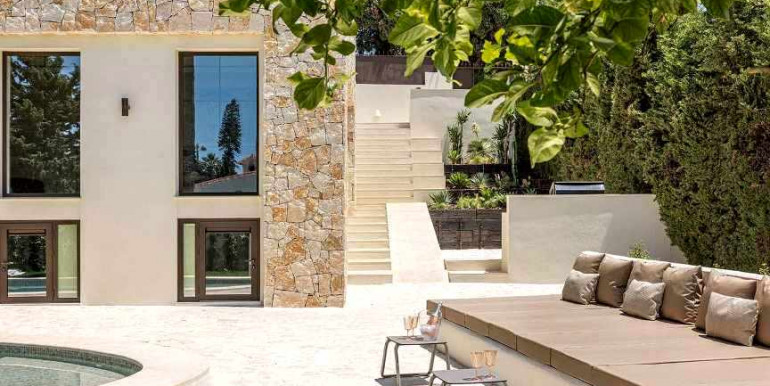 EXTENSA VILLA EN MARBELLA EXTENSA VILLA EN MARBELLA