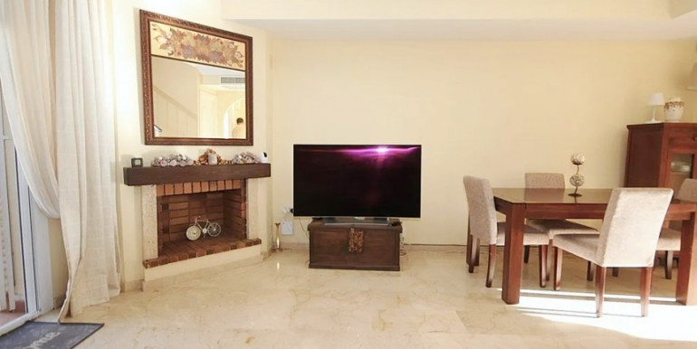 IN MARBELLA 600m FROM THE BEACH