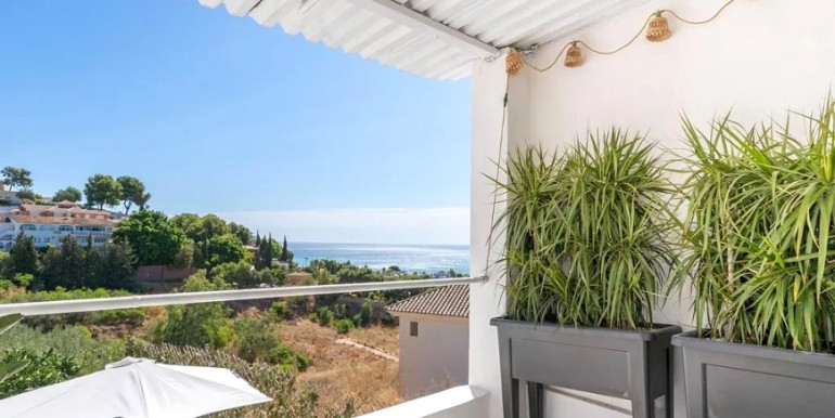 ACOGEDOR CHALET CON VISTAS ACOGEDOR CHALET CON VISTAS