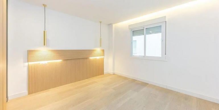 REFORMADO PISO 650m DEL MAR