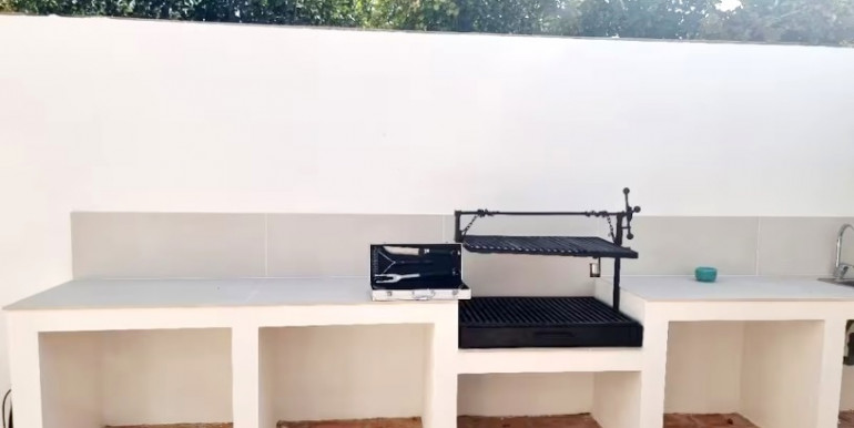 FAMILY VILLA 900m FROM THE SEA FAMILY VILLA 900m FROM THE SEA