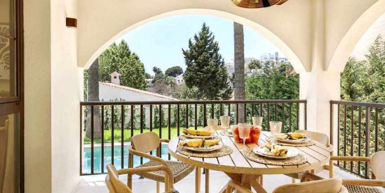 EXTENSA VILLA EN MARBELLA EXTENSA VILLA EN MARBELLA