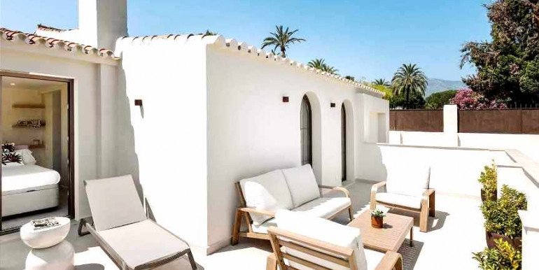 EXTENSA VILLA EN MARBELLA EXTENSA VILLA EN MARBELLA