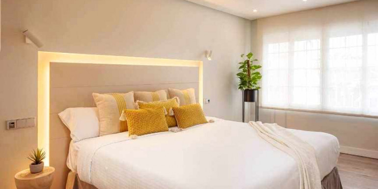 VILLA A 850m DE PUERTO BANÚS VILLA A 850m DE PUERTO BANÚS