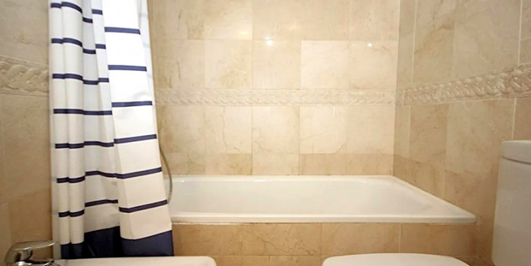 IN MARBELLA 600m FROM THE BEACH