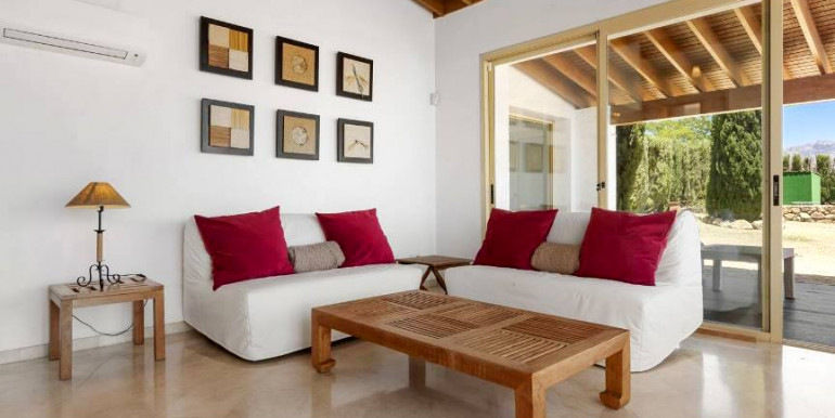 VILLA FAMILIAR EN BENAHAVÍS