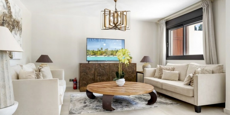 VILLA MARBELLA 600m FROM THE SEA VILLA MARBELLA 600m FROM THE SEA