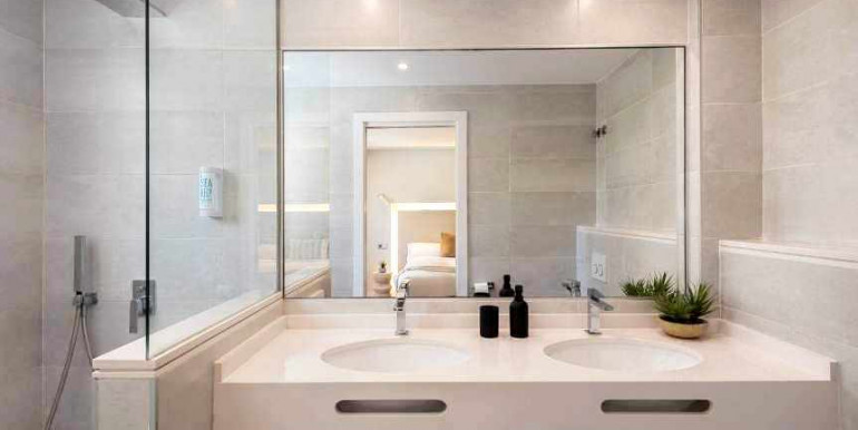 VILLA A 850m DE PUERTO BANÚS VILLA A 850m DE PUERTO BANÚS