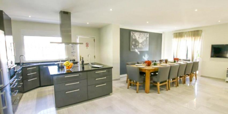 VILLA IN ALHAURÍN DE LA TORRE VILLA IN ALHAURÍN DE LA TORRE