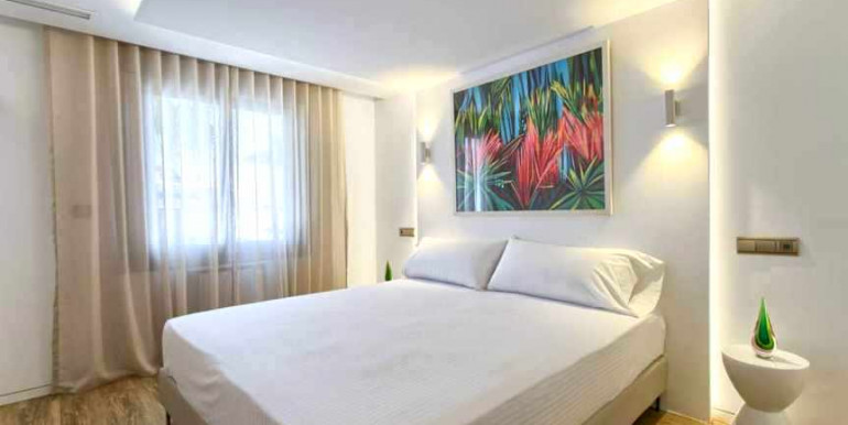 VILLA A 840m DE PUERTO BANÚS VILLA A 840m DE PUERTO BANÚS