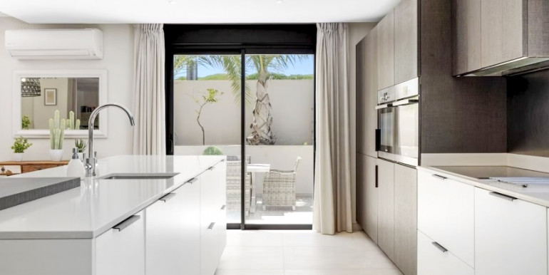 VILLA MARBELLA 600m FROM THE SEA VILLA MARBELLA 600m FROM THE SEA