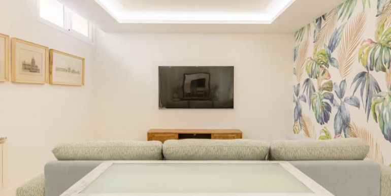 FAMILY VILLA 900m FROM THE SEA FAMILY VILLA 900m FROM THE SEA