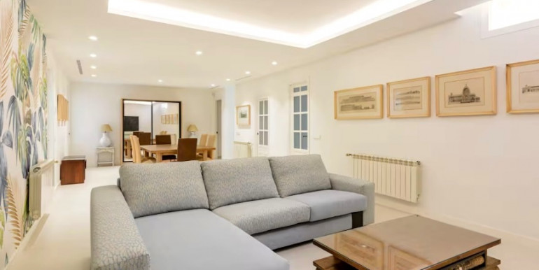 FAMILY VILLA 900m FROM THE SEA FAMILY VILLA 900m FROM THE SEA