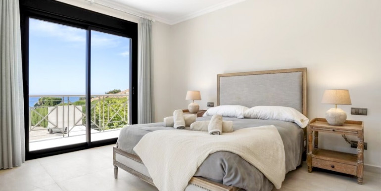 VILLA MARBELLA 600m FROM THE SEA VILLA MARBELLA 600m FROM THE SEA