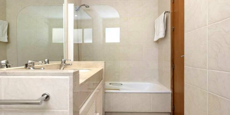 VILLA FAMILIAR EN BENAHAVÍS