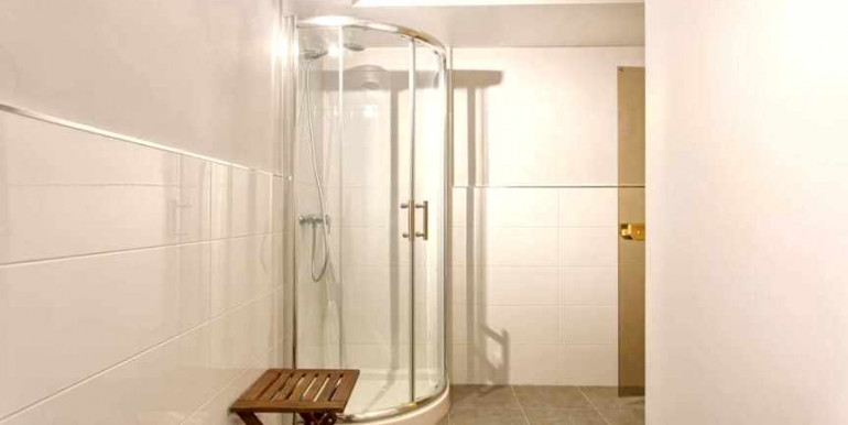 VILLA A 690m DE PUERTO BANÚS VILLA A 690m DE PUERTO BANÚS