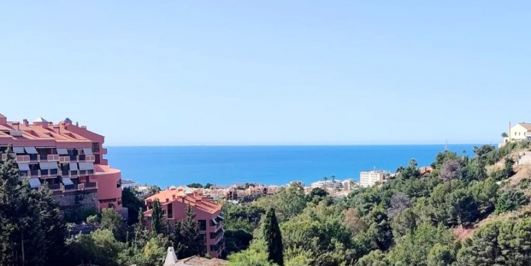 ÁTICO DÚPLEX VISTAS AL MAR ÁTICO DÚPLEX VISTAS AL MAR