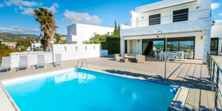 MODERNA VILLA EN RINCÓN MODERNA VILLA EN RINCÓN