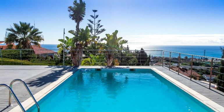 MODERNA VILLA EN RINCÓN MODERNA VILLA EN RINCÓN