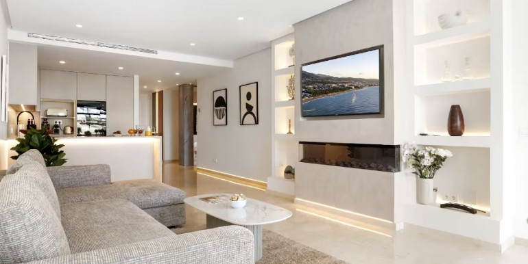 LUJOSO APARTAMENTO EN MARBELLA